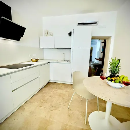 Ortigia House Salomone * سيراكوزا