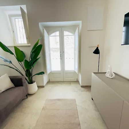 Ortigia House Salomone بيت للعطل